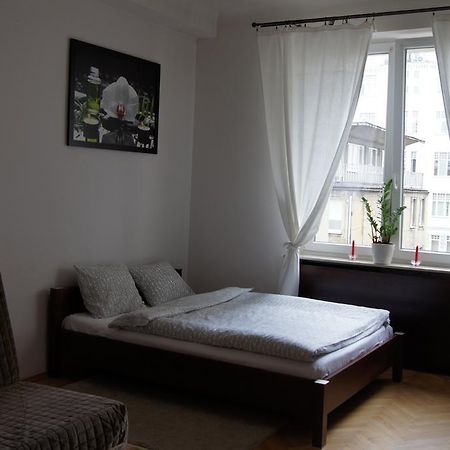Krucza By Rental Apartments Warschau Buitenkant foto